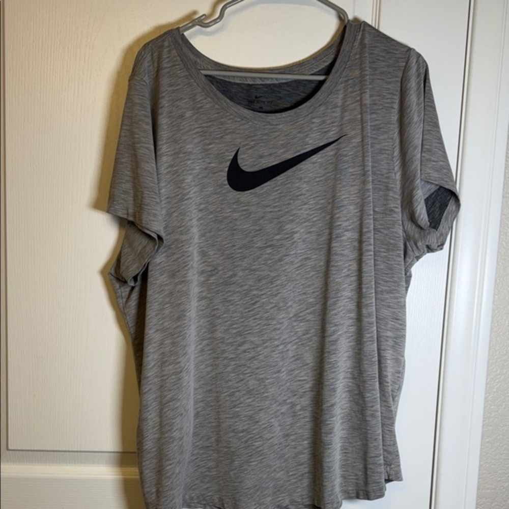 Nike Dr-Fit Gray Iconic Swoosh S/S Shirt Size 2X EUC #6003